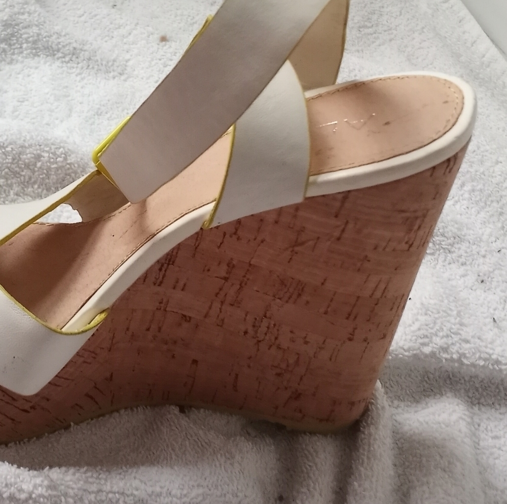 OPEN TOE HEELS - Picture 4 of 4